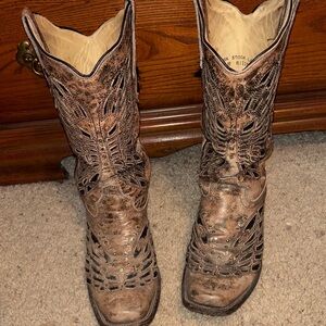 Corral cowboy boots